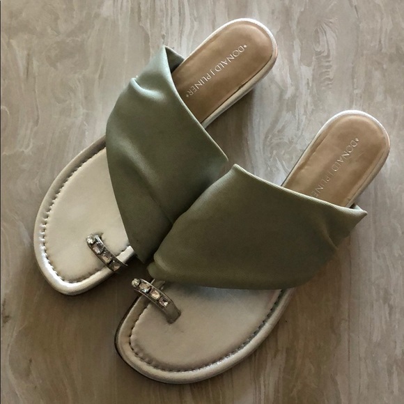 Donald Pliner Silver Delia Sandal - Picture 6 of 8